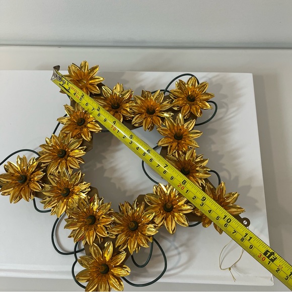 Vintage Carillon Lighted Christmas Decoration Works - Picture 8 of 9